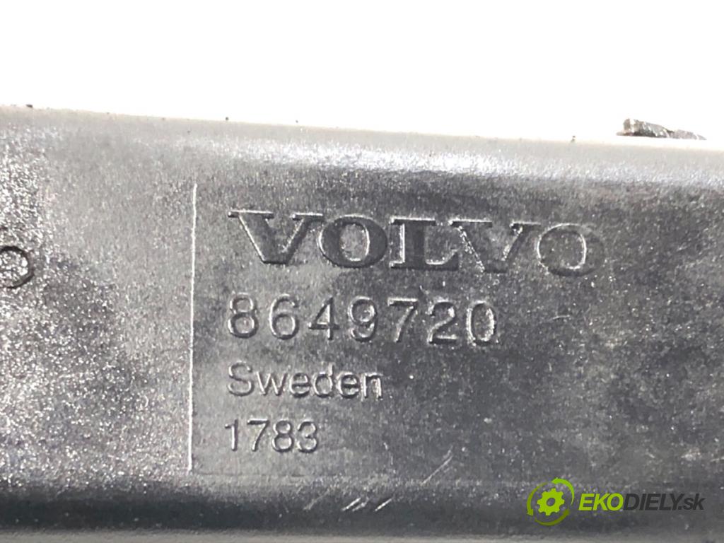 VOLVO S60 I sedan 2003 125 kW 2.4 2435 nádržka servočerpadlo 8649720