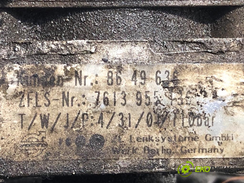 VOLVO S60 I sedan 2003 125 kW 2.4 2435 pumpa servočerpadlo 8649636 (Servočerpadlo)