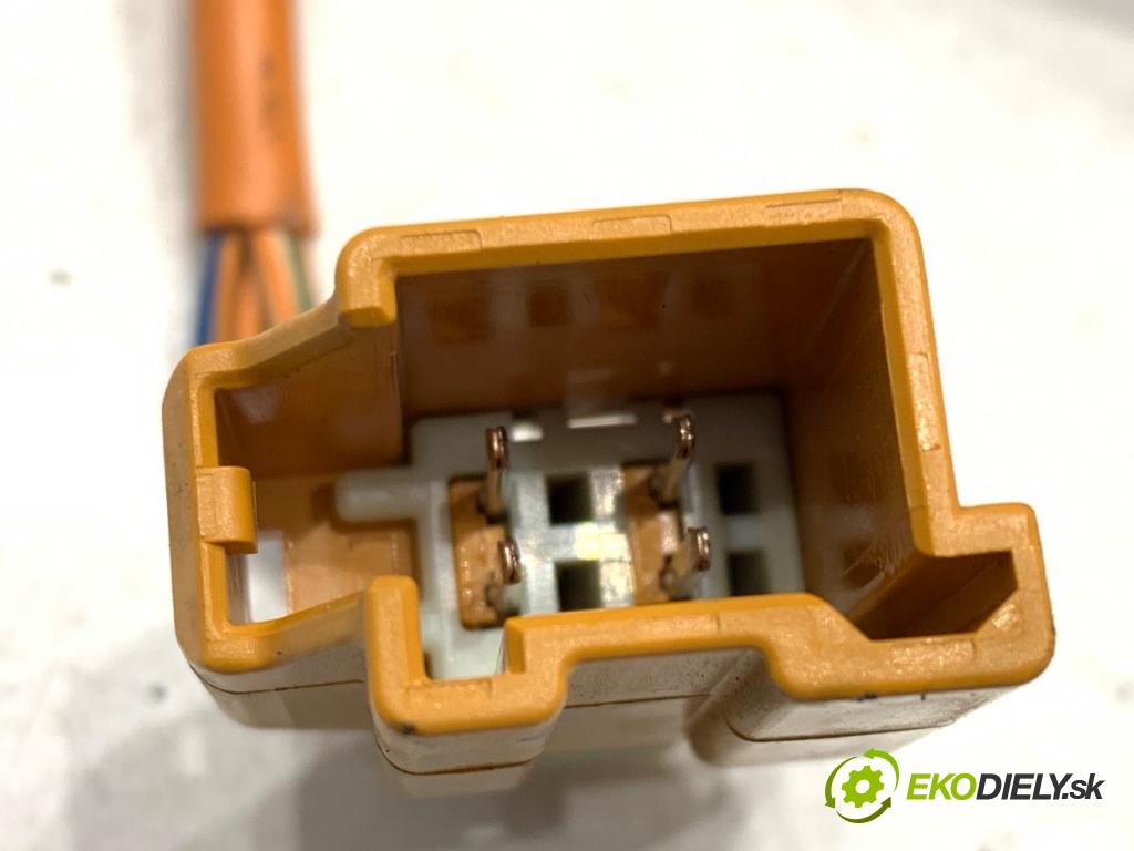 VOLVO S60 I sedan 2003 125 kW 2.4 2435 Krúžok, slimák airbag (Airbag)