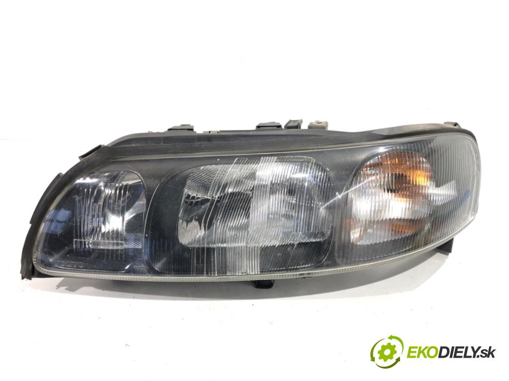 VOLVO S60 I sedan 2003 125 kW 2.4 2435 světlomet levý přední část 8659606