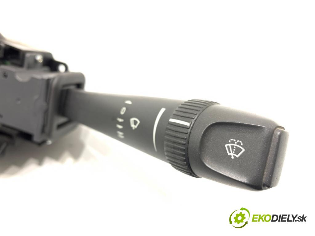 VOLVO S60 I sedan 2003 125 kW 2.4 2435 Prepínač kombinovaný 8666597 (Prepínacie páčky pod volantom)