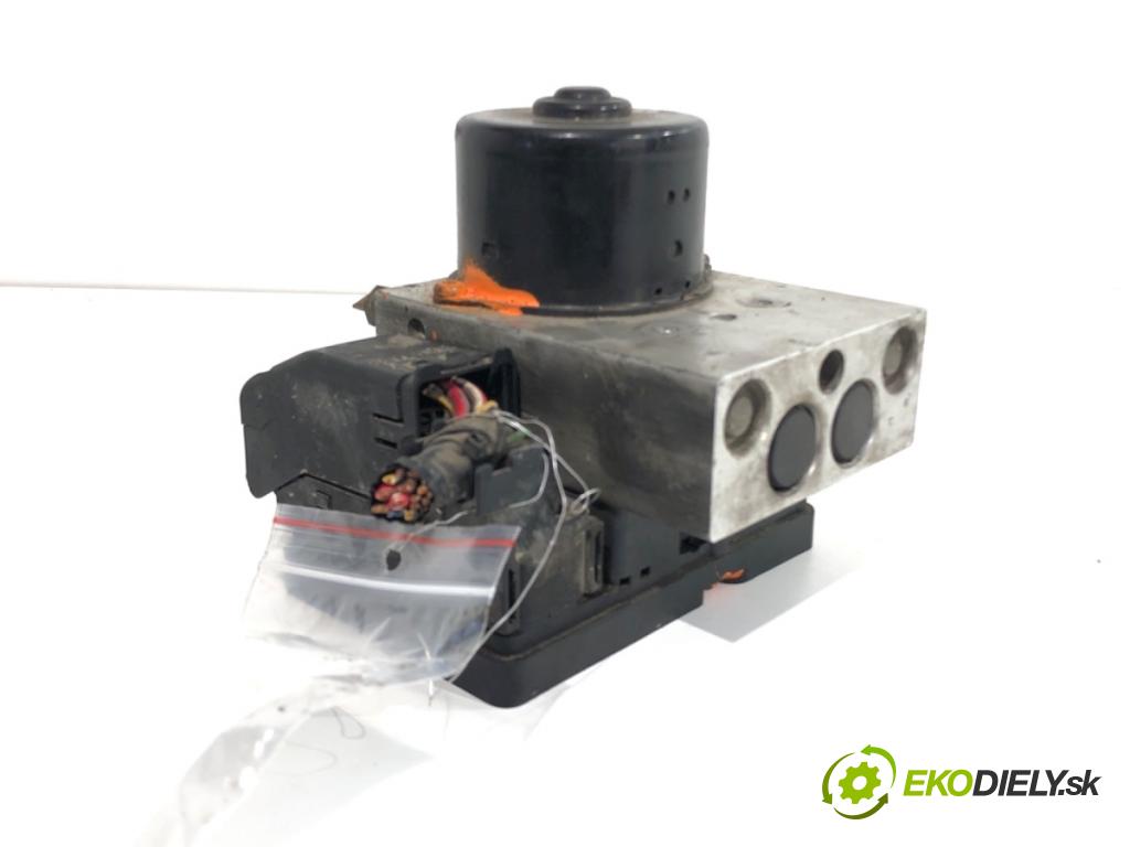 VOLVO S60 I sedan 2003 125 kW 2.4 2435 Pumpa ABS P08619974 8619968 (Pumpa ABS)