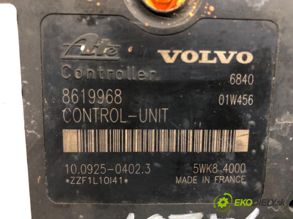 VOLVO S60 I sedan 2003 125 kW 2.4 2435 Pumpa ABS P08619974 8619968 (Pumpa ABS)
