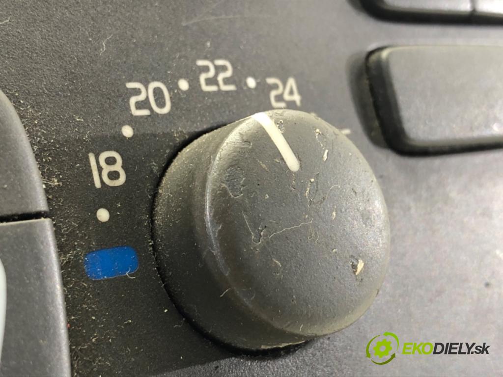 VOLVO S60 I sedan 2003 125 kW 2.4 2435 Panel ovládania kúrenia 8651242 (Prepínacie páčky pod volantom)