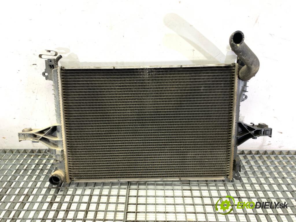 VOLVO S60 I sedan 2003 125 kW 2.4 2435 chladič vody  (Vodní chladič)
