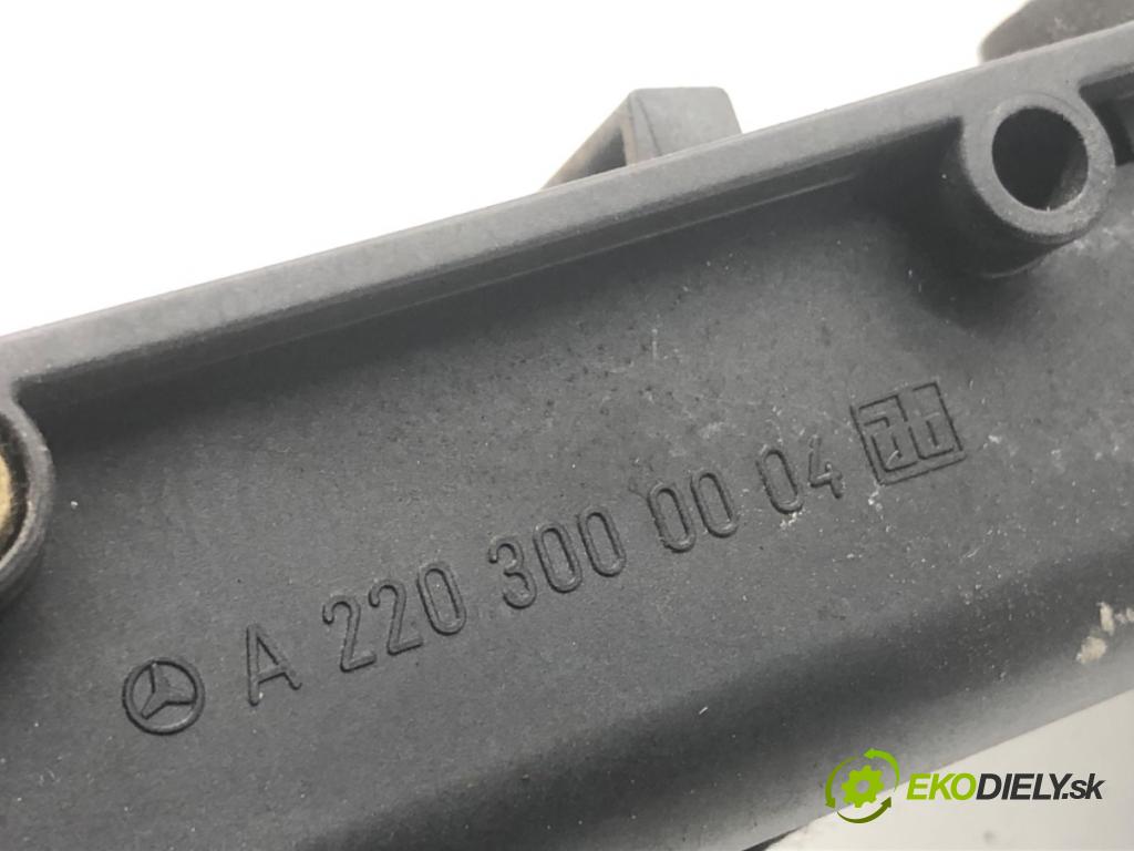 MERCEDES-BENZ W220 sedan 2001 145 kW S 320 CDI (220.026, 220.126) 3222 Potenciometer plynu A2033010001 (Potenciometer plynového pedálu)