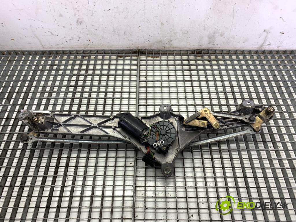 MERCEDES-BENZ W220 sedan 2001 145 kW S 320 CDI (220.026, 220.126) 3222 Mechanizmus stieračov predný 0390241435 (Motorček stieračov predný)