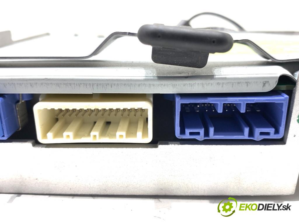 MAZDA 2 DL liftback 2019 66 kW 1.5 SKYACTIV-G 1496 RADIO Navigácia BADE-66-9C0-K (Audio zariadenie)