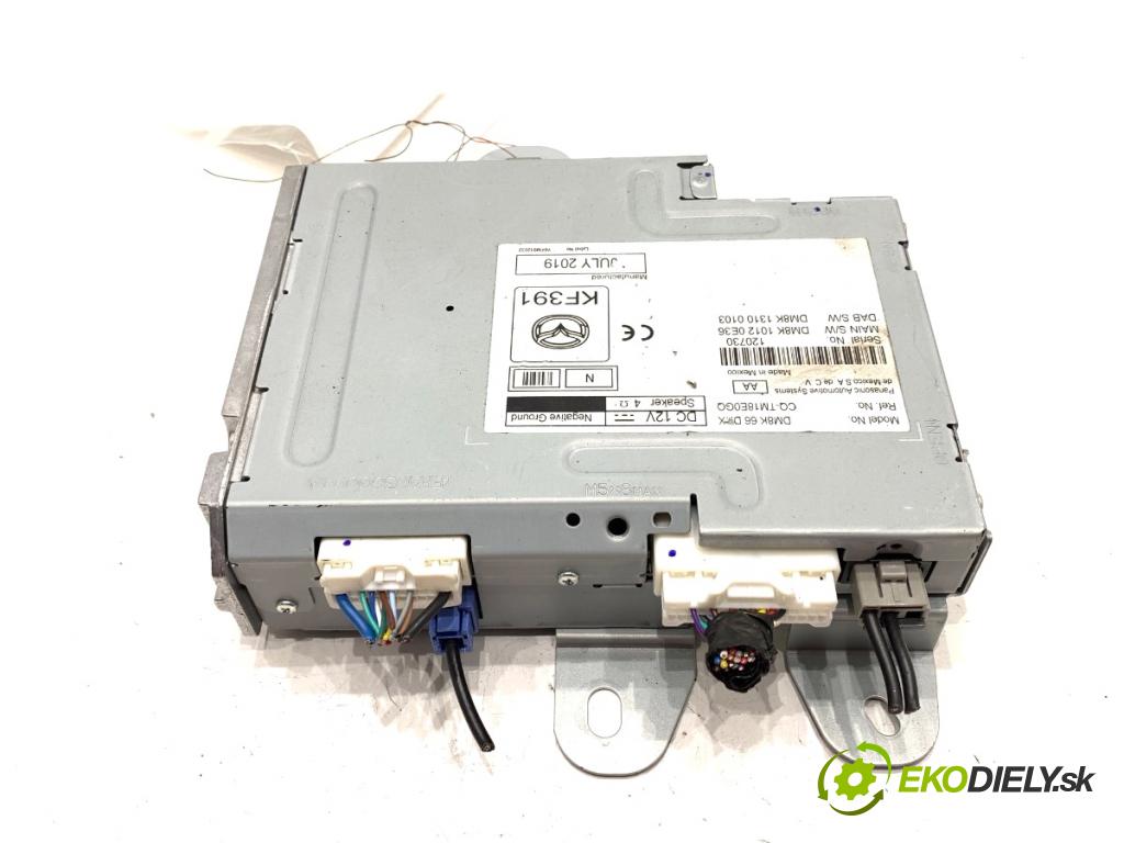 MAZDA 2 DL liftback 2019 66 kW 1.5 SKYACTIV-G 1496 RADIO DM8K-10120E (Audio zariadenie)