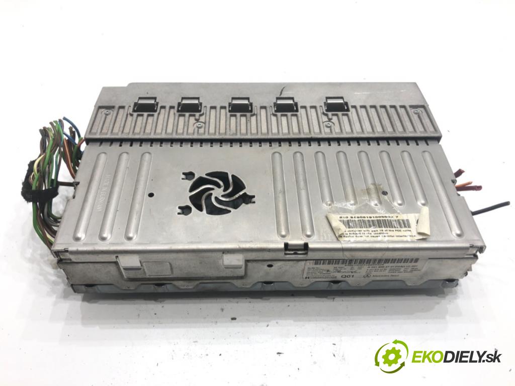 MERCEDES-BENZ W221 sedan 2010 205 kW S 400 Hybrid (221.095, 221.195) 3498 Zosilňovač A2219004701 (Zosilňovač)