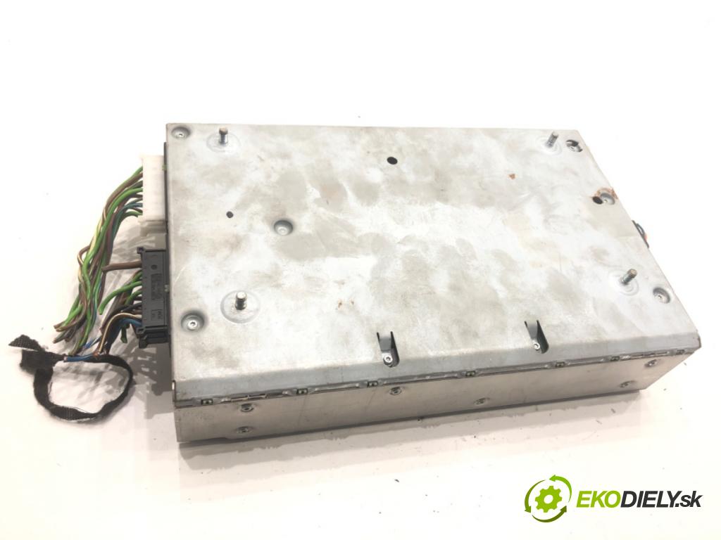 MERCEDES-BENZ W221 sedan 2010 205 kW S 400 Hybrid (221.095, 221.195) 3498 Zosilňovač A2219004701 (Zosilňovač)