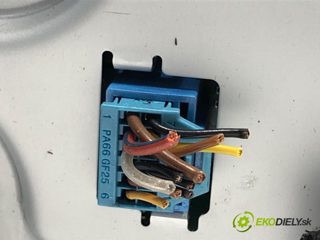 MERCEDES-BENZ W221 sedan 2010 205 kW S 400 Hybrid (221.095, 221.195) 3498 Dislpej A2219065400 (Prístrojová doska)