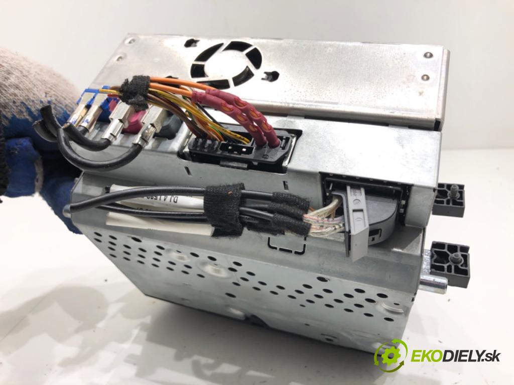 MERCEDES-BENZ W221 sedan 2010 205 kW S 400 Hybrid (221.095, 221.195) 3498 RADIO A2219004101 (Audio zariadenie)