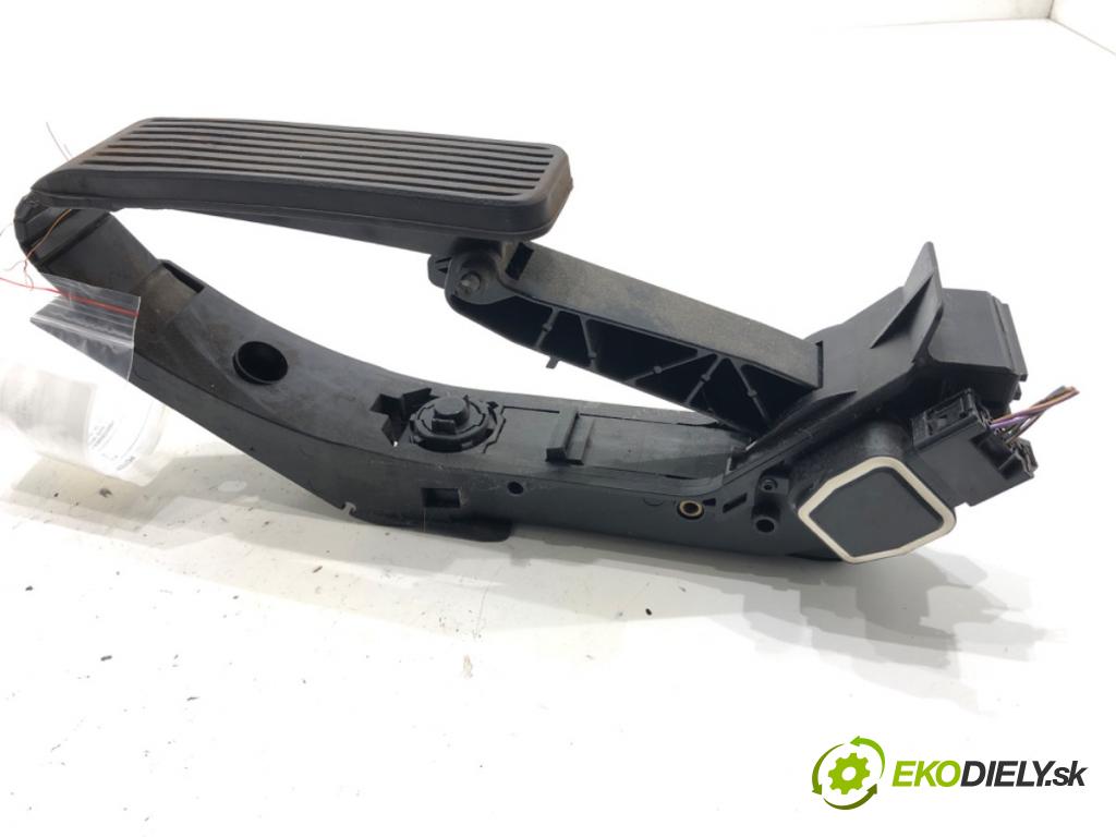 MERCEDES-BENZ W221 sedan 2010 205 kW S 400 Hybrid (221.095, 221.195) 3498 Potenciometer plynu A2203000104 (Potenciometer plynového pedálu)