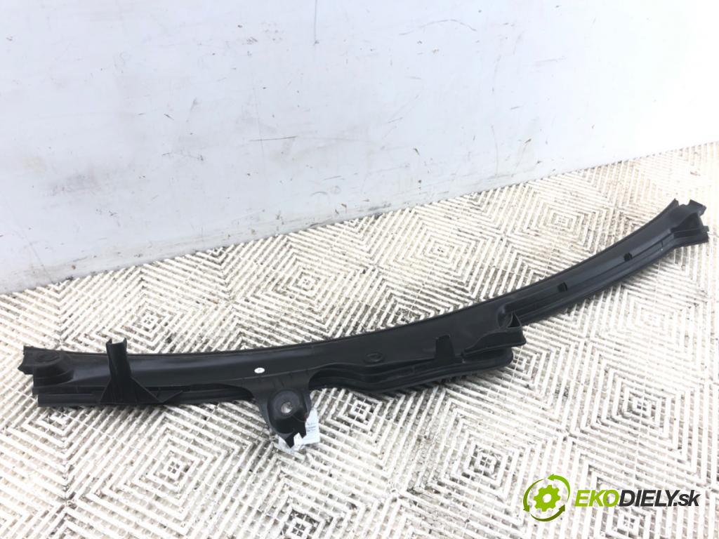 MERCEDES-BENZ W221 sedan 2010 205 kW S 400 Hybrid (221.095, 221.195) 3498 Torpédo, plast pod čelné okno A2218300228 (Torpédo (plast pod čelným sklom))