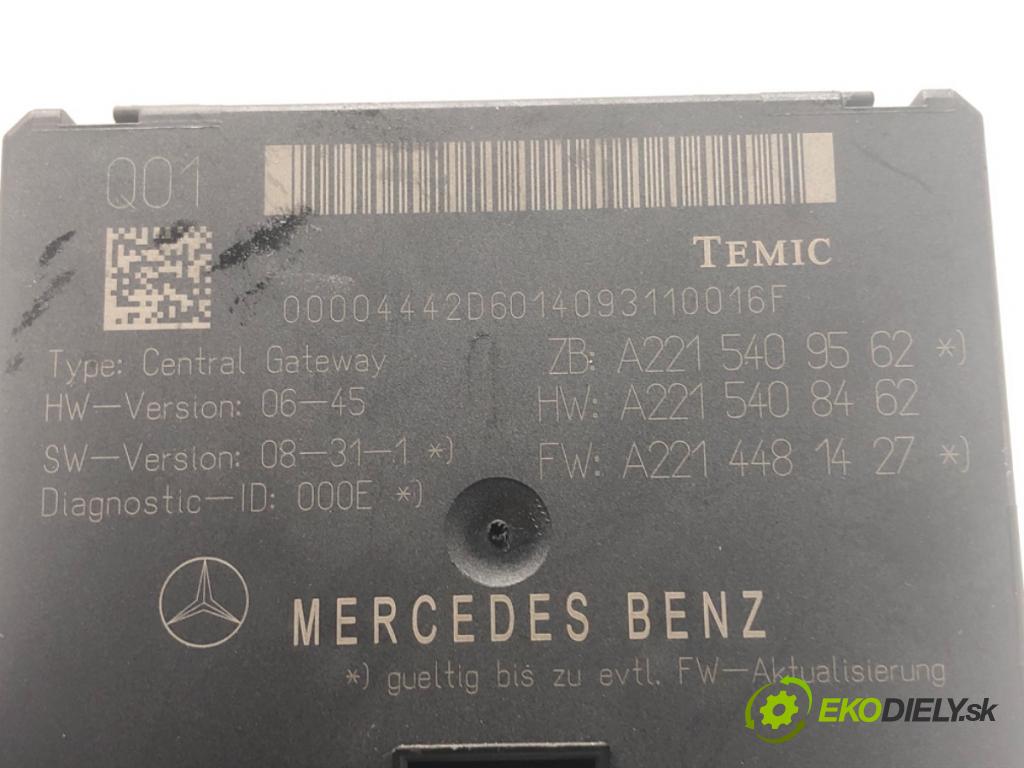 MERCEDES-BENZ W221 sedan 2010 205 kW S 400 Hybrid (221.095, 221.195) 3498 modul GATEWAY A2215409562