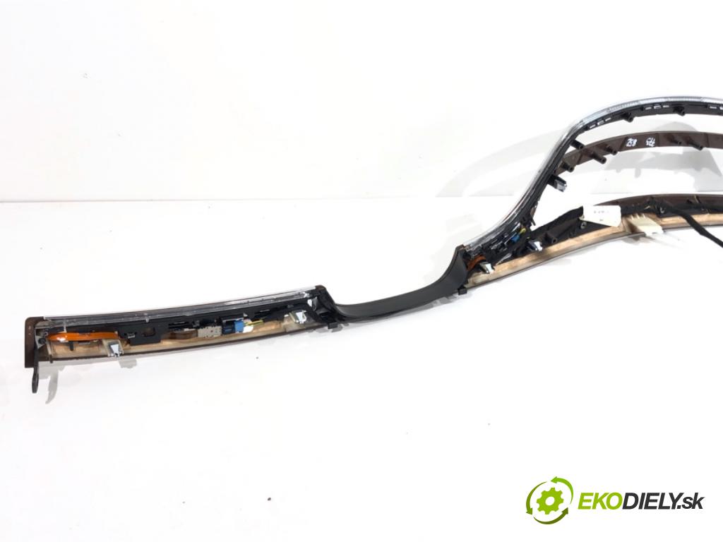 MERCEDES-BENZ W221 sedan 2010 205 kW S 400 Hybrid (221.095, 221.195) 3498 lišty kryt A2216803493 A2217205122 (Lišta)