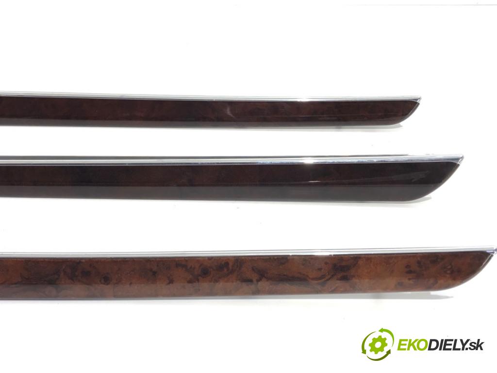 MERCEDES-BENZ W221 sedan 2010 205 kW S 400 Hybrid (221.095, 221.195) 3498 lišty kryt A2216803493 A2217205122 (Lišta)