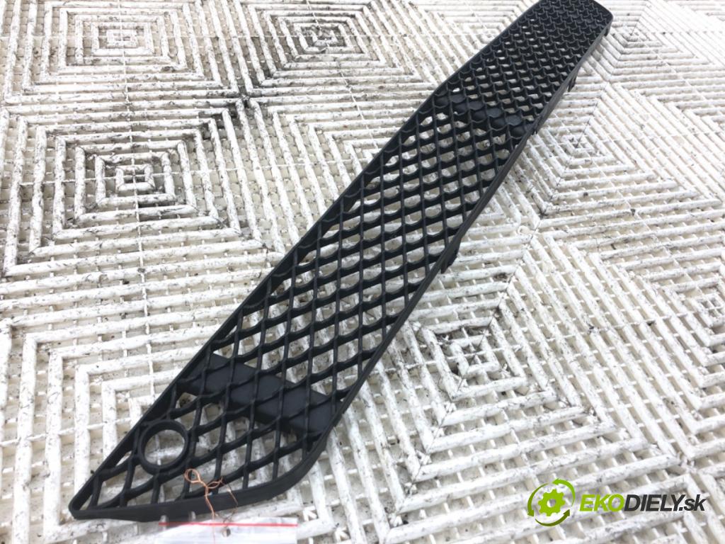 MERCEDES-BENZ W221 sedan 2010 205 kW S 400 Hybrid (221.095, 221.195) 3498 mří nárazníka přední část A2218852322 (Přední mřížka (maska chladiče))