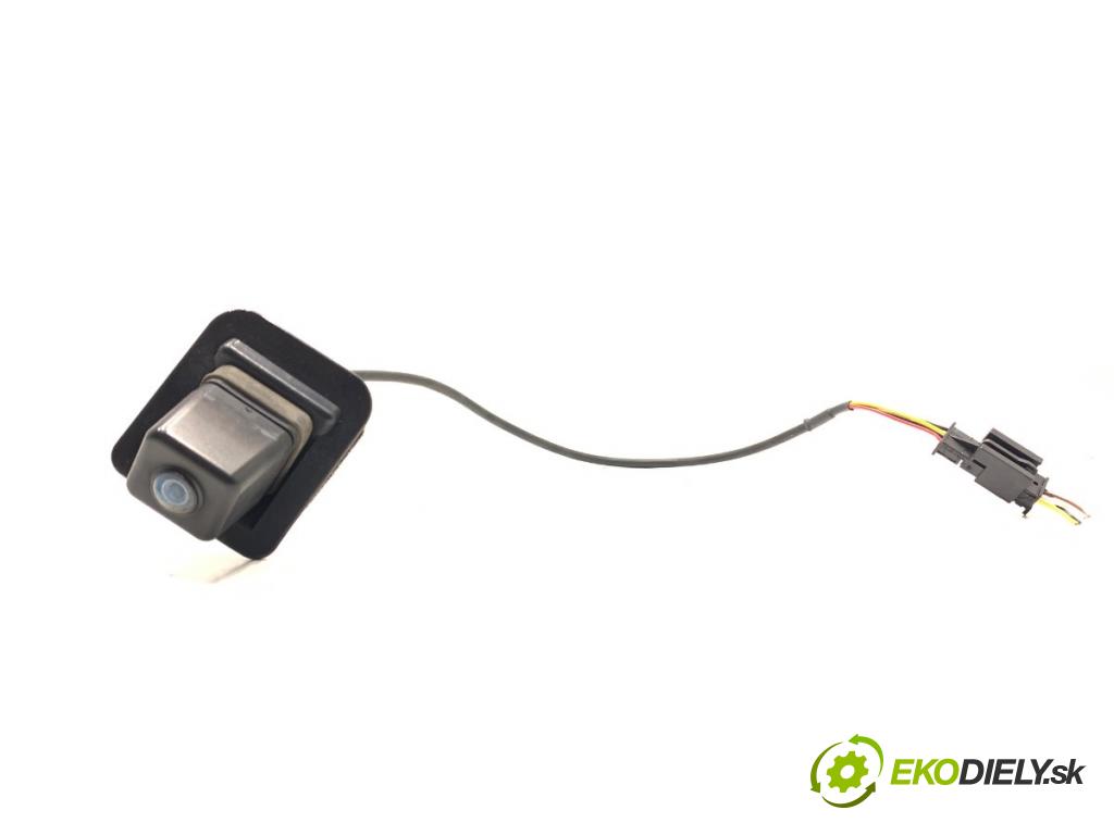 MERCEDES-BENZ W221 sedan 2010 205 kW S 400 Hybrid (221.095, 221.195) 3498 KAMERA ZPĚT: A2218203397