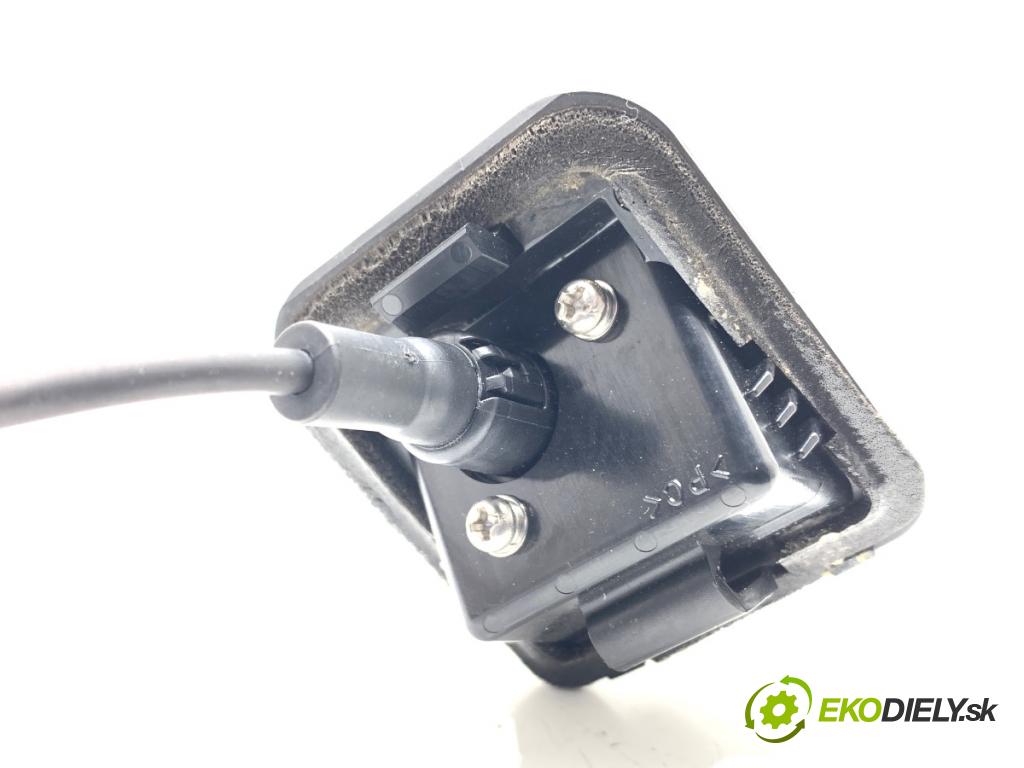 MERCEDES-BENZ W221 sedan 2010 205 kW S 400 Hybrid (221.095, 221.195) 3498 KAMERA ZPĚT: A2218203397