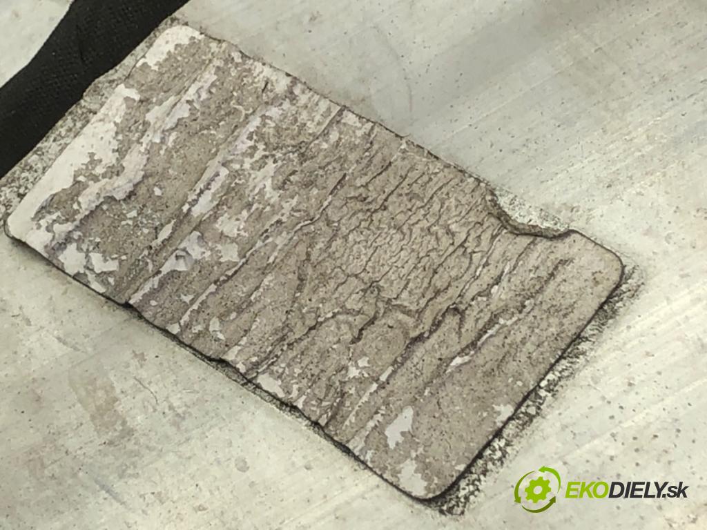 MERCEDES-BENZ W221 sedan 2010 205 kW S 400 Hybrid (221.095, 221.195) 3498 výztuha nárazníka přední část 2216201286 (Přední výztuha)