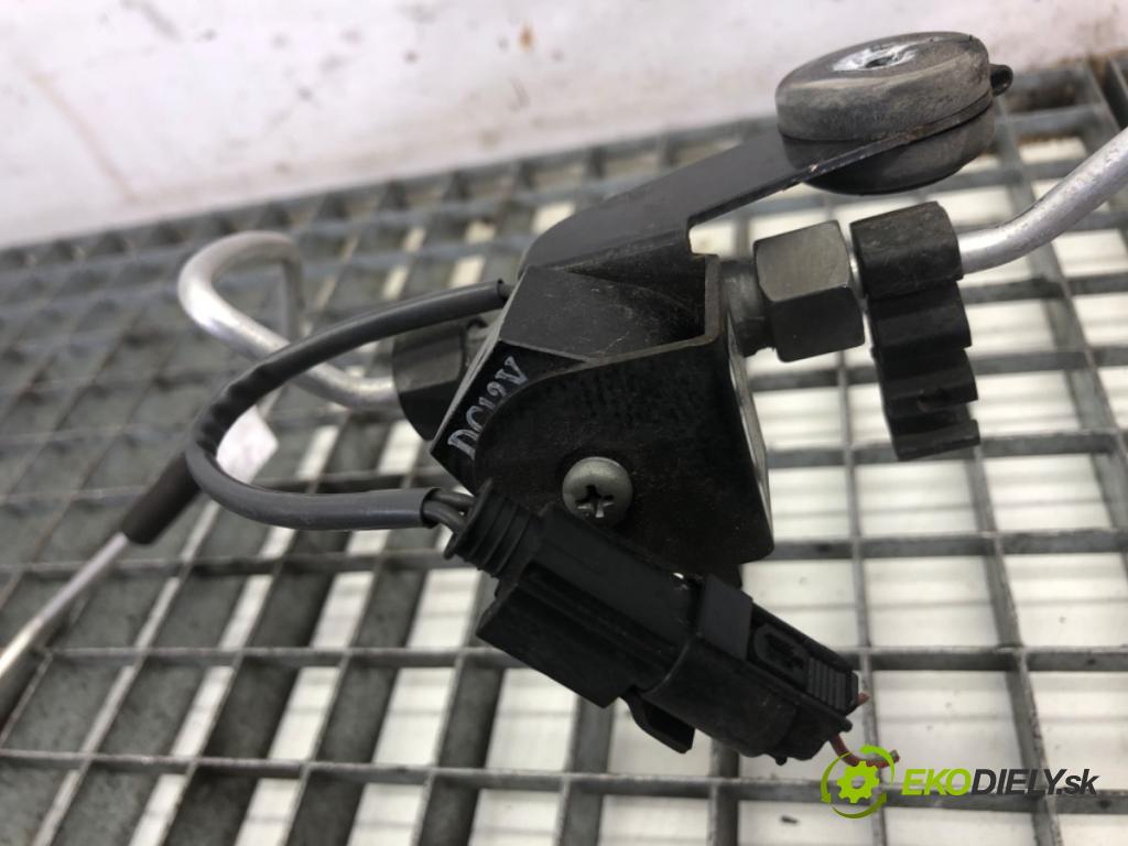 MERCEDES-BENZ W221 sedan 2010 205 kW S 400 Hybrid (221.095, 221.195) 3498 rúrka klimatizácie A2218307815 (Rúrka klimatizácie)