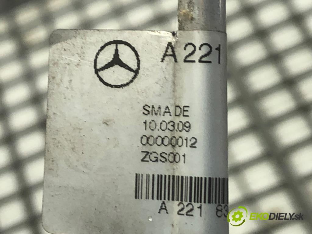 MERCEDES-BENZ W221 sedan 2010 205 kW S 400 Hybrid (221.095, 221.195) 3498 rúrka klimatizácie A2218307715 (Rúrka klimatizácie)