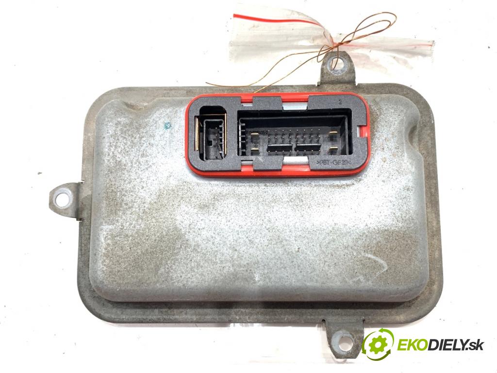 MERCEDES-BENZ W221 sedan 2010 205 kW S 400 Hybrid (221.095, 221.195) 3498 Menič XENON A2219000701 (Riadiaca jednotka xenónu)