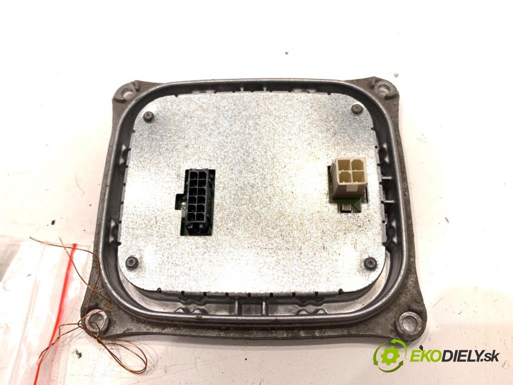 MERCEDES-BENZ W221 sedan 2010 205 kW S 400 Hybrid (221.095, 221.195) 3498 Menič XENON A2218706289 (Riadiaca jednotka xenónu)