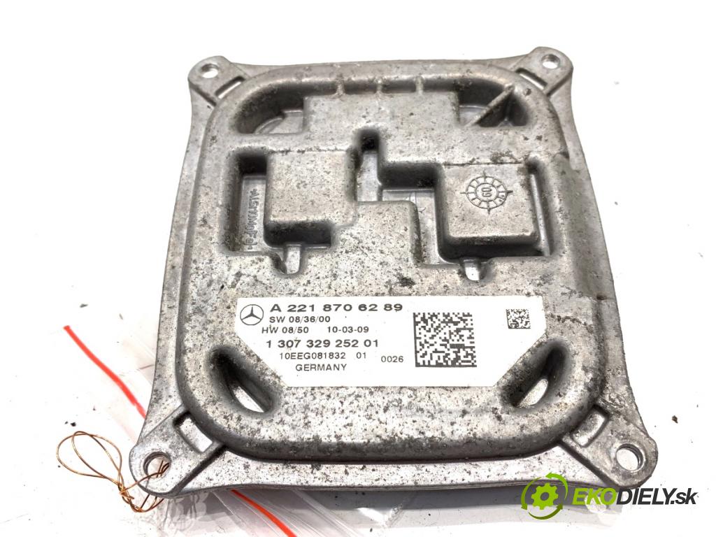 MERCEDES-BENZ W221 sedan 2010 205 kW S 400 Hybrid (221.095, 221.195) 3498 Menič XENON A2218706289 (Riadiaca jednotka xenónu)