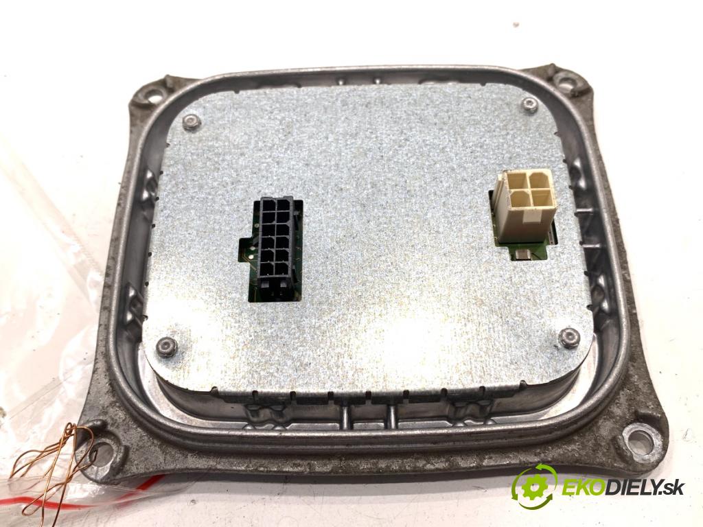 MERCEDES-BENZ W221 sedan 2010 205 kW S 400 Hybrid (221.095, 221.195) 3498 Menič XENON A2218706289 (Riadiaca jednotka xenónu)