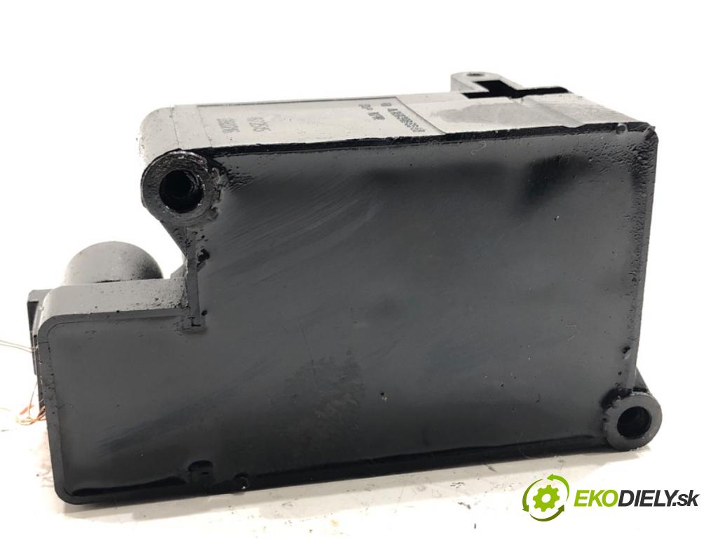 MERCEDES-BENZ W221 sedan 2010 205 kW S 400 Hybrid (221.095, 221.195) 3498 Rozdeľovač nápravy A2513200058