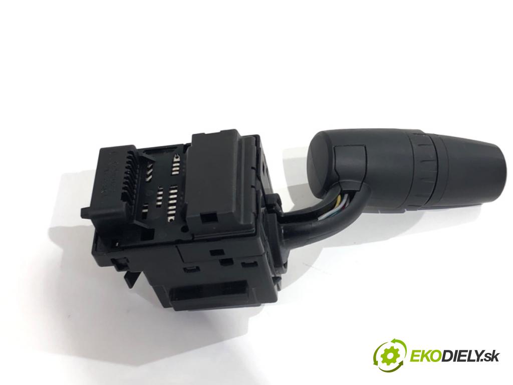 MAZDA 2 DL liftback 2019 66 kW 1.5 SKYACTIV-G 1496 Prepínač smeroviek TL04A955D (Prepínacie páčky pod volantom)