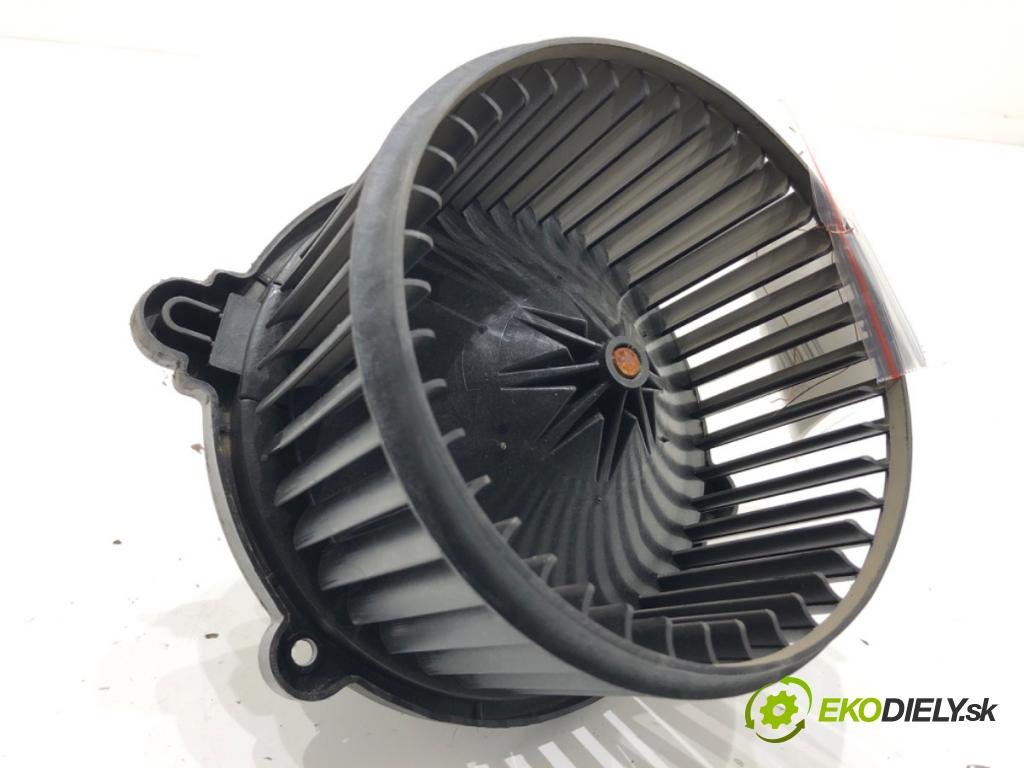 KIA SPORTAGE II SUV 2006 104 kW 2.0 16V 4WD 1975 ventilátor kúrenia 