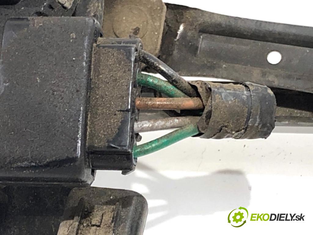 KIA SPORTAGE II SUV 2006 104 kW 2.0 16V 4WD 1975 mechanismus stěračů přední část  (Motorek stěračů přední)