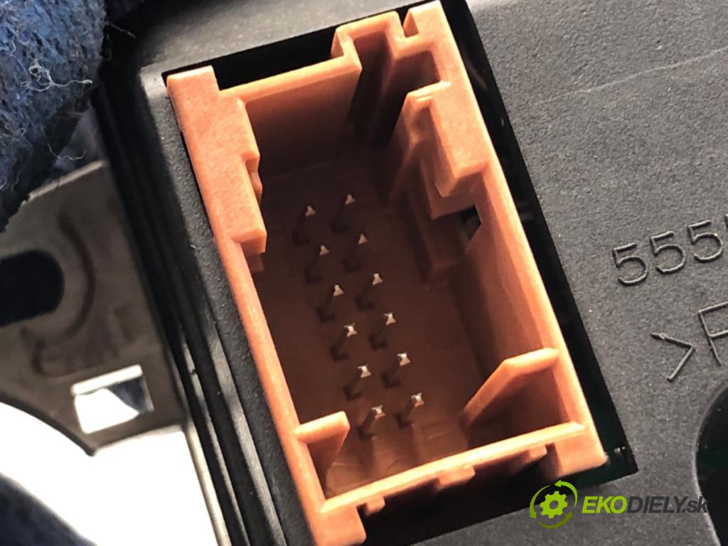 PEUGEOT PARTNER II Nadwozie pełne/minivan 2009 66 kW 1.6 HDi 16V 1560 Dislpej 5555502902 (Prístrojová doska)