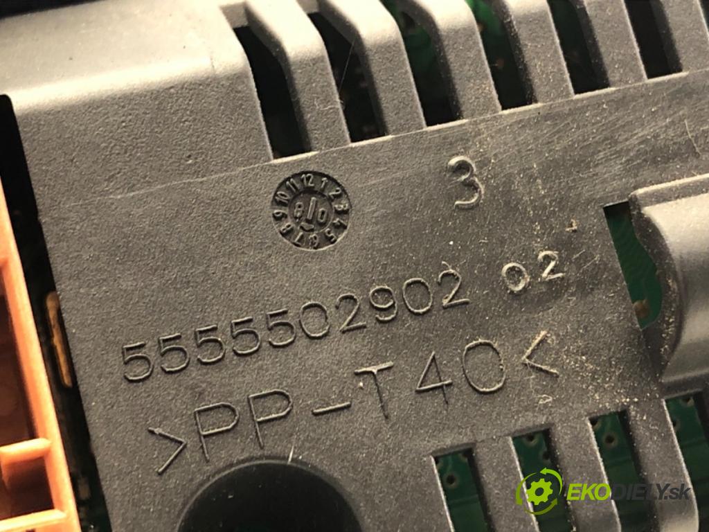 PEUGEOT PARTNER II Nadwozie pełne/minivan 2009 66 kW 1.6 HDi 16V 1560 Dislpej 5555502902 (Prístrojová doska)