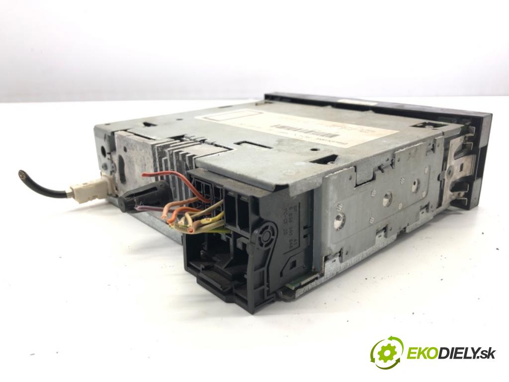 PEUGEOT PARTNER II Nadwozie pełne/minivan 2009 66 kW 1.6 HDi 16V 1560 RADIO 9664513277 (Audio zariadenie)