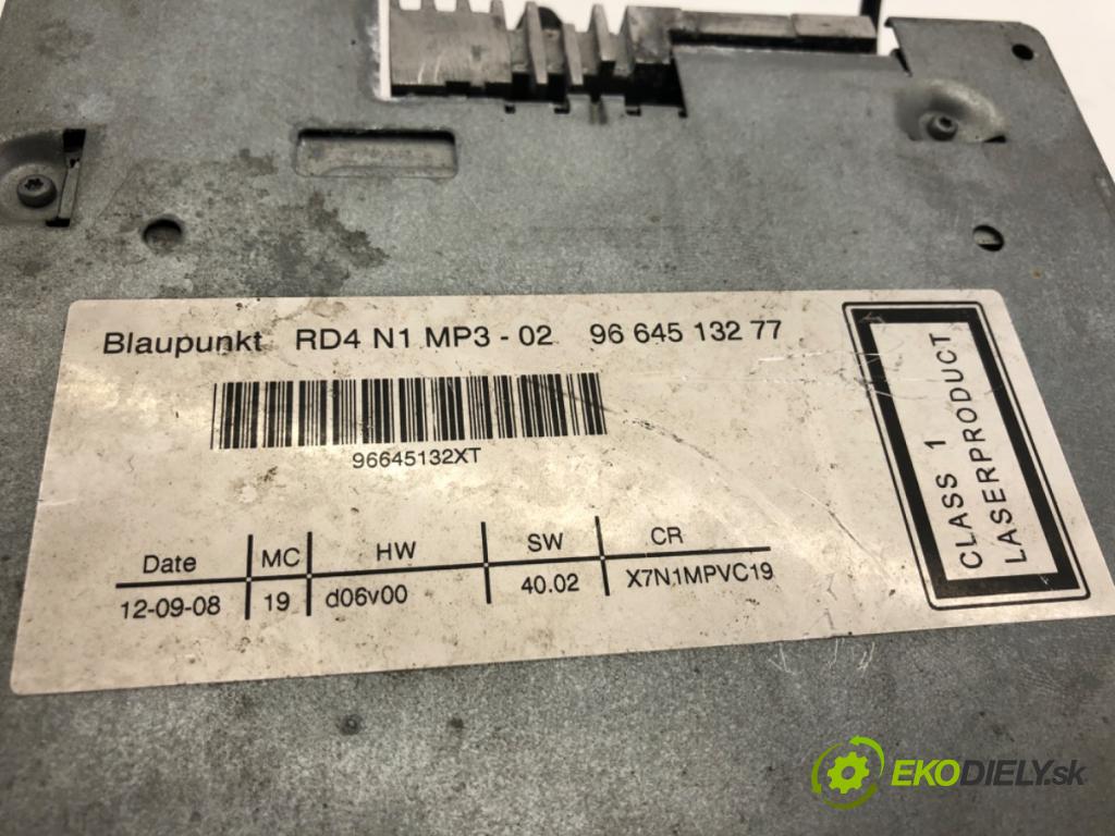 PEUGEOT PARTNER II Nadwozie pełne/minivan 2009 66 kW 1.6 HDi 16V 1560 RADIO 9664513277 (Audio zariadenie)