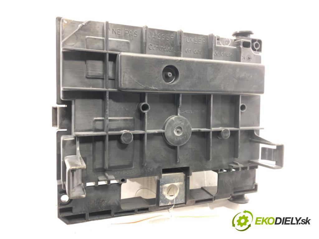 PEUGEOT PARTNER II Nadwozie pełne/minivan 2009 66 kW 1.6 HDi 16V 1560 Modul BSM 9664706280 (Riadiaca jednotka ostatné)