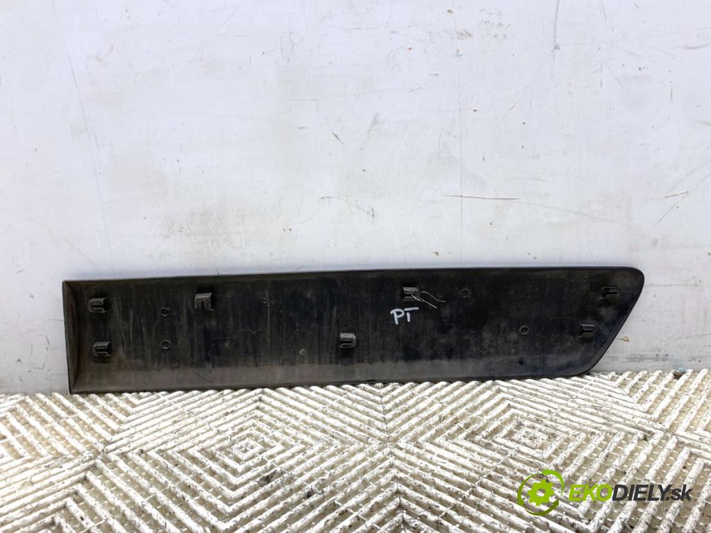 PEUGEOT PARTNER II Nadwozie pełne/minivan 2009 66 kW 1.6 HDi 16V 1560 Lišta Dvere pravy zad 9682859877
