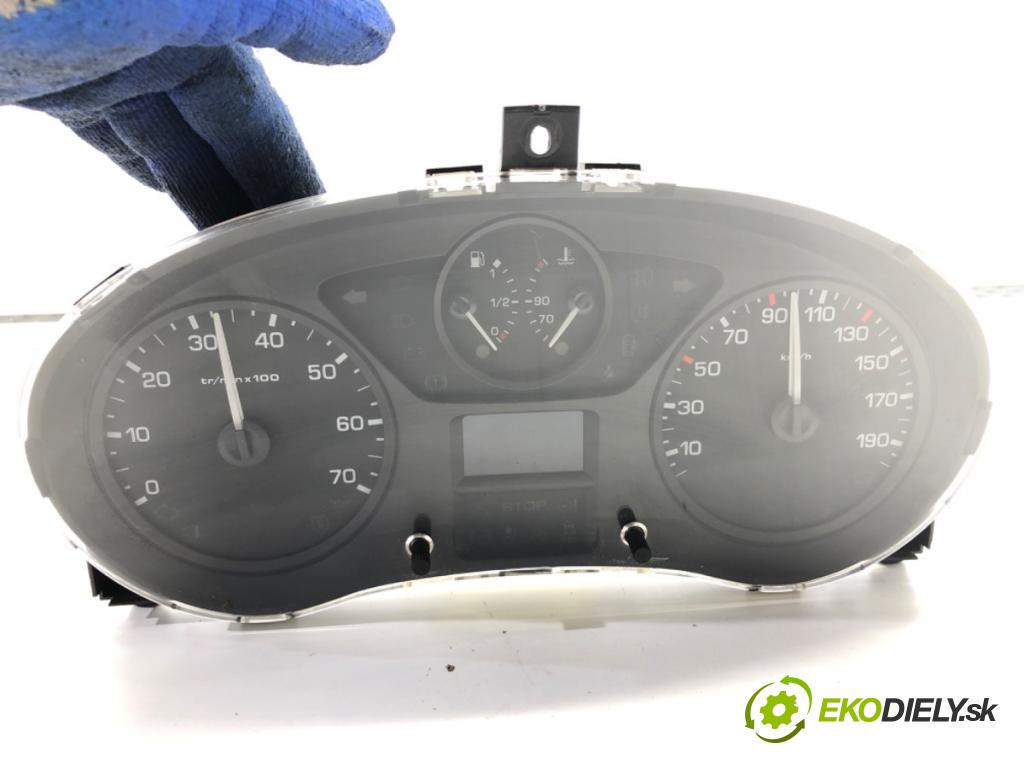 PEUGEOT PARTNER II Nadwozie pełne/minivan 2009 66 kW 1.6 HDi 16V 1560 Prístrojovka 5550013101 (Prístrojová doska)