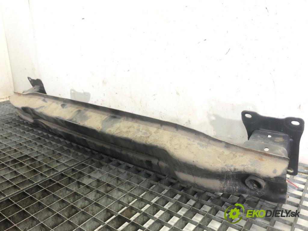 VW GOLF VII liftback 2012 77 kW 1.6 TDI 1598 výztuha nárazníka zadní část  (Zadní výztuha)