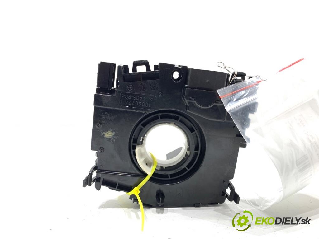 VW GOLF VII liftback 2012 77 kW 1.6 TDI 1598 kroužek slimák airbag 10019383-04 (Airbag)