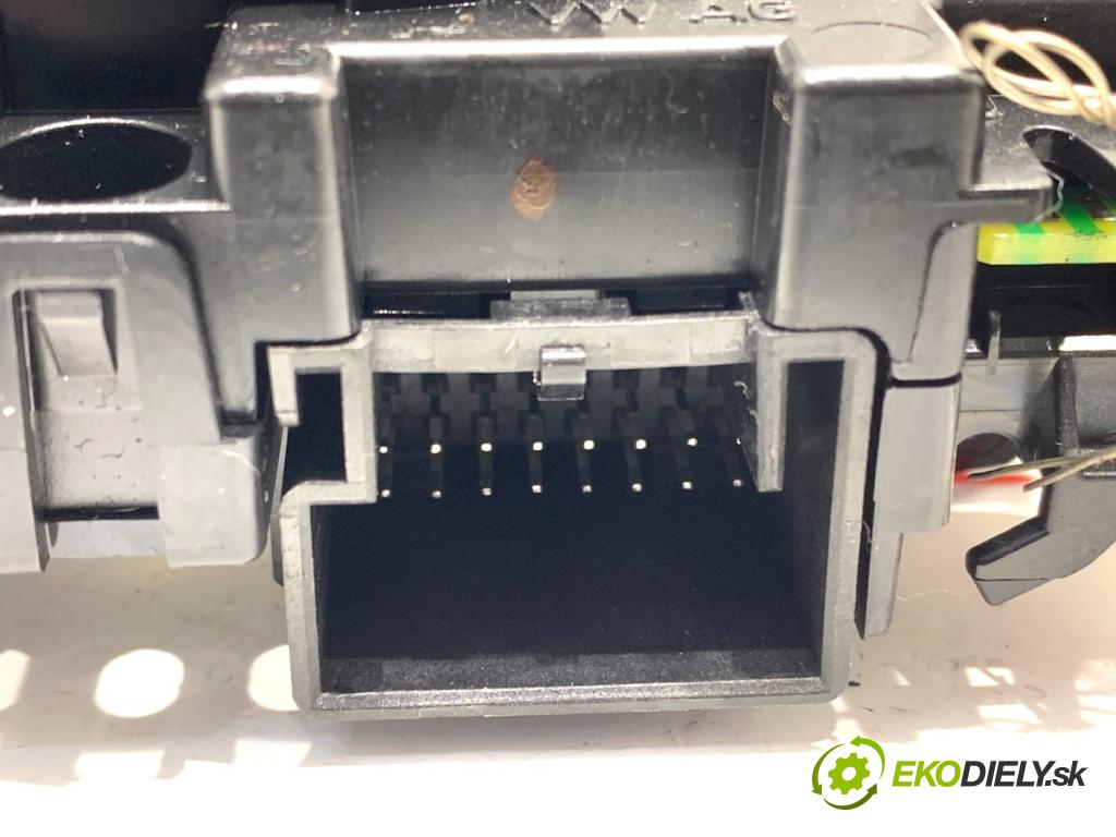 VW GOLF VII liftback 2012 77 kW 1.6 TDI 1598 kroužek slimák airbag 10019383-04 (Airbag)