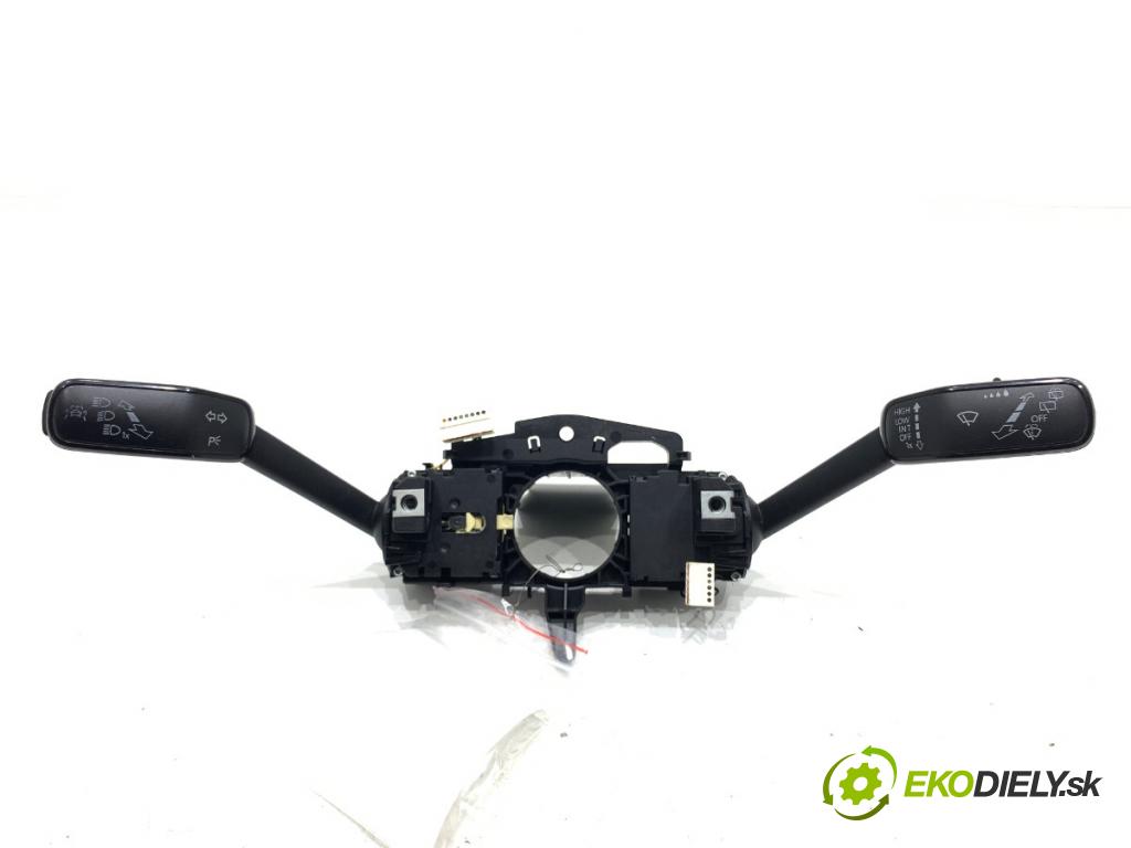 VW GOLF VII liftback 2012 77 kW 1.6 TDI 1598 Prepínač kombinovaný 5Q0953507AG (Prepínacie páčky pod volantom)