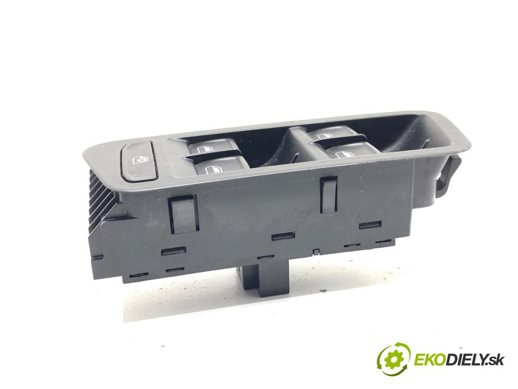 VW GOLF VII liftback 2012 77 kW 1.6 TDI 1598 Prepínač okien 5G0959857B (Prepínacie páčky pod volantom)