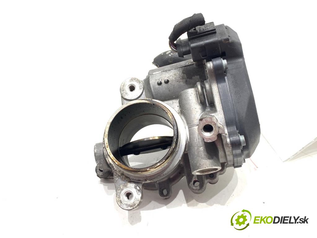 VW GOLF VII liftback 2012 77 kW 1.6 TDI 1598 Škrtiaca klapka 04L128063H (Škrtiaca klapka)