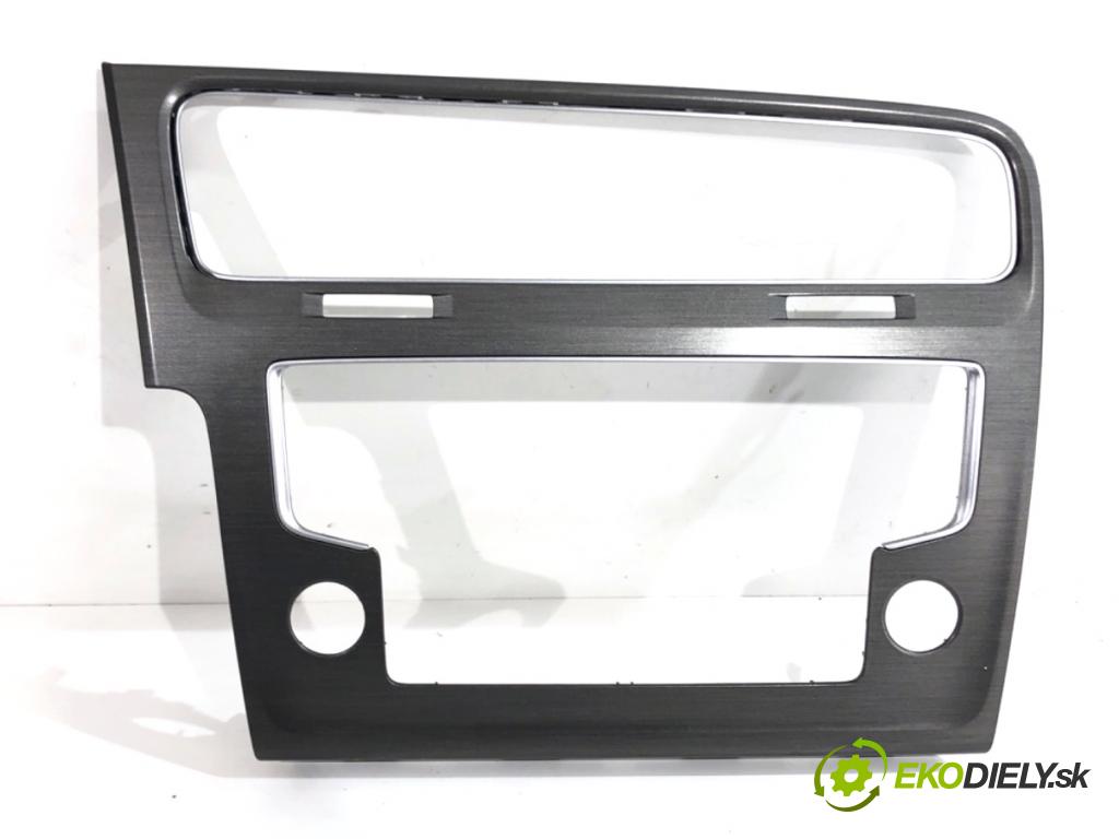 VW GOLF VII liftback 2012 77 kW 1.6 TDI 1598 lišty kryt 5G1819743 5G0857059 (Lišta)